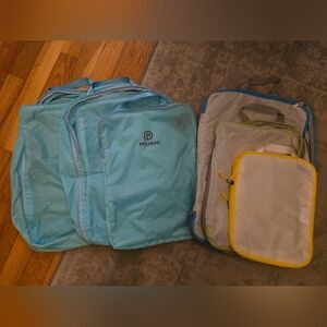 2 Sets Of Packing Cubes